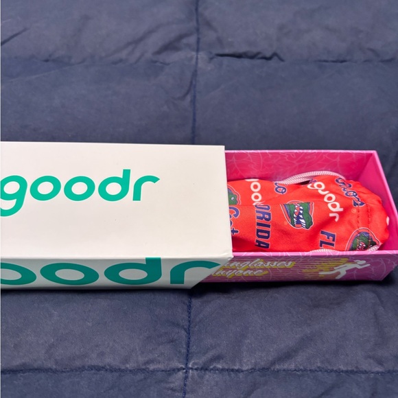 Goodr Florida Gator sunglasses - Picture 2 of 4